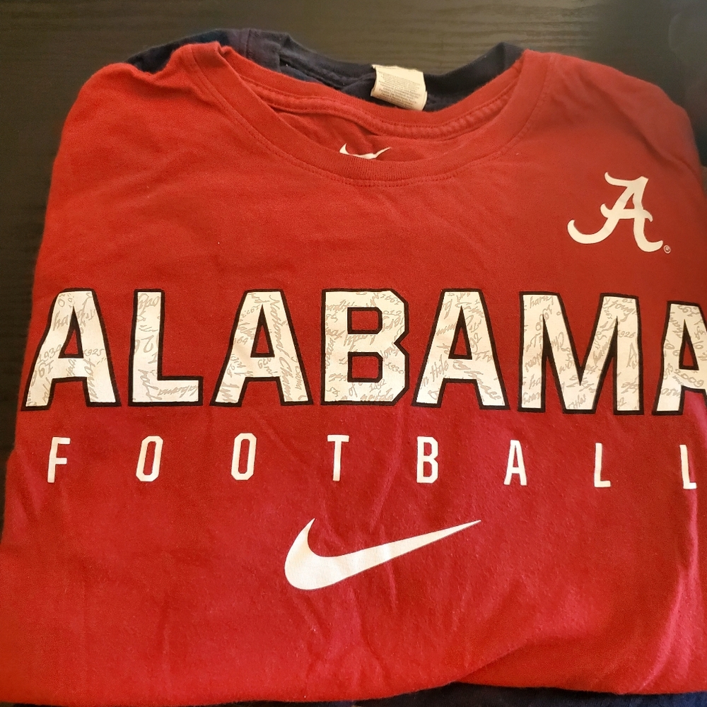 Mens M Nike Alabama graphic tee